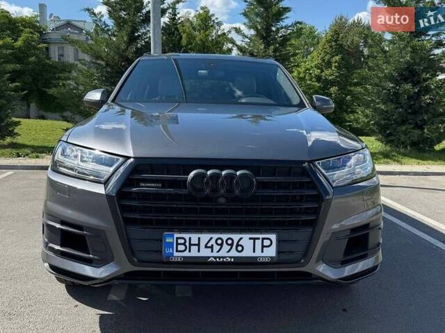 Серый Ауди Ку 7, объемом двигателя 3 л и пробегом 77 тыс. км за 32900 $, фото 1 на Automoto.ua