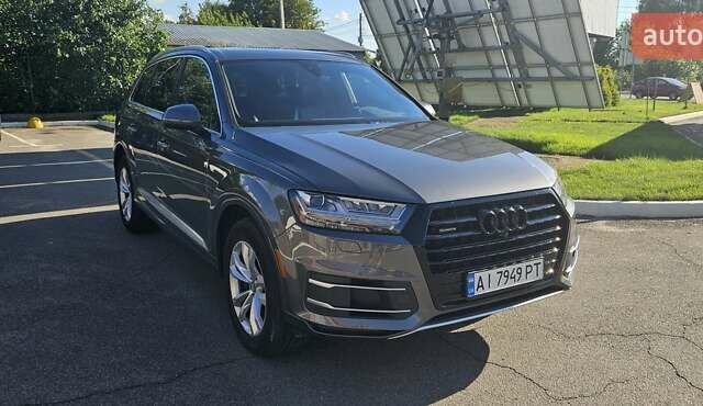 Серый Ауди Ку 7, объемом двигателя 1.98 л и пробегом 155 тыс. км за 28700 $, фото 1 на Automoto.ua