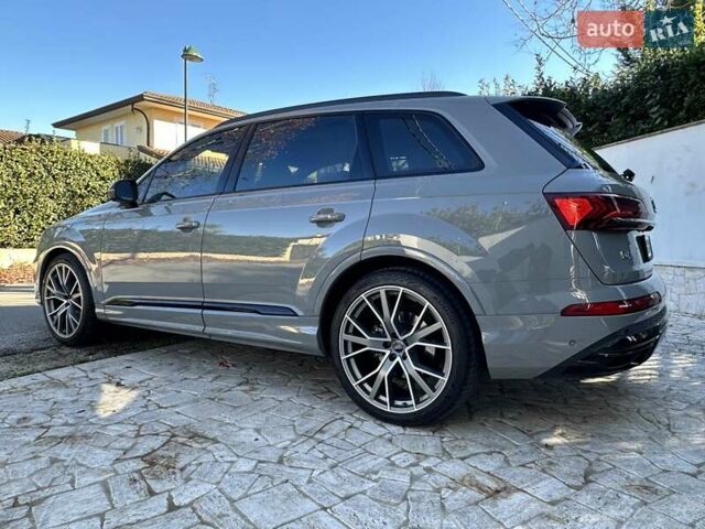 Серый Ауди Ку 7, объемом двигателя 2.97 л и пробегом 39 тыс. км за 89900 $, фото 1 на Automoto.ua