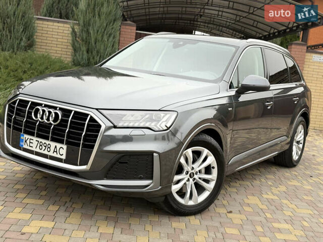 Серый Ауди Ку 7, объемом двигателя 2.97 л и пробегом 13 тыс. км за 79999 $, фото 1 на Automoto.ua
