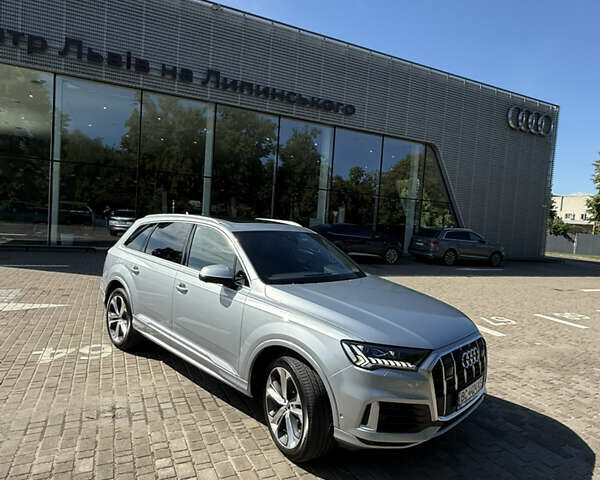 Серый Ауди Ку 7, объемом двигателя 3 л и пробегом 15 тыс. км за 60500 $, фото 1 на Automoto.ua