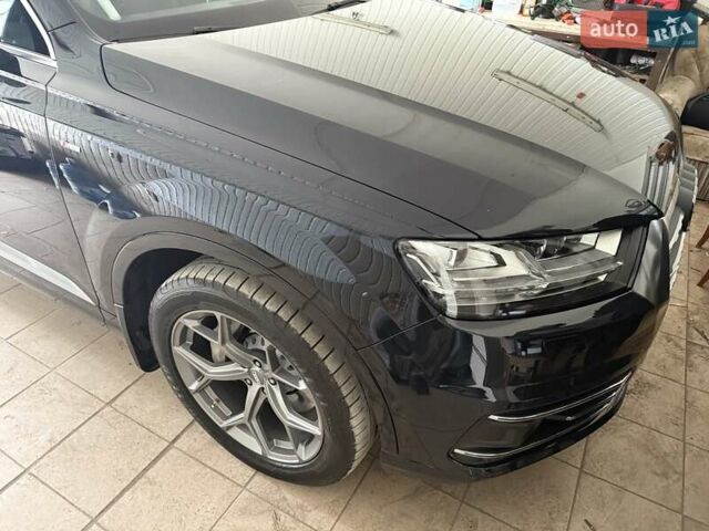 Синий Ауди Ку 7, объемом двигателя 3 л и пробегом 200 тыс. км за 38000 $, фото 1 на Automoto.ua