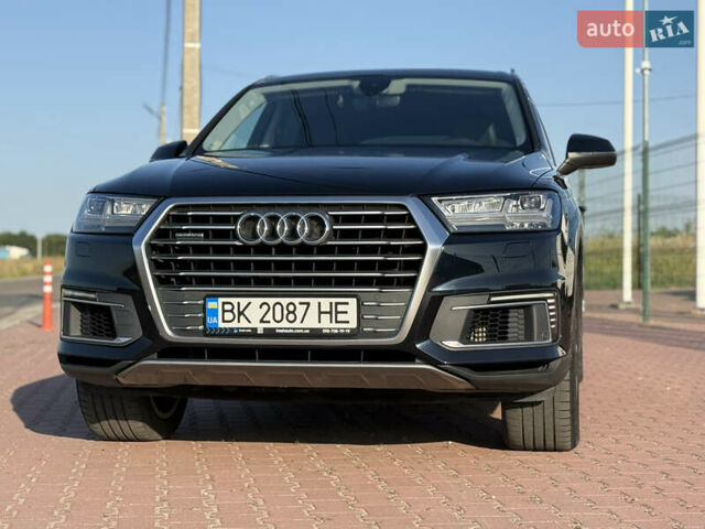 Синій Ауді Ку 7, об'ємом двигуна 2.97 л та пробігом 248 тис. км за 31950 $, фото 1 на Automoto.ua