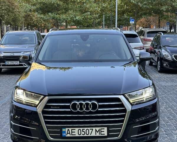 Синий Ауди Ку 7, объемом двигателя 3 л и пробегом 144 тыс. км за 33500 $, фото 1 на Automoto.ua