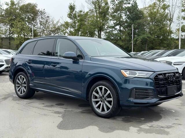 Синий Ауди Ку 7, объемом двигателя 2 л и пробегом 17 тыс. км за 24750 $, фото 1 на Automoto.ua