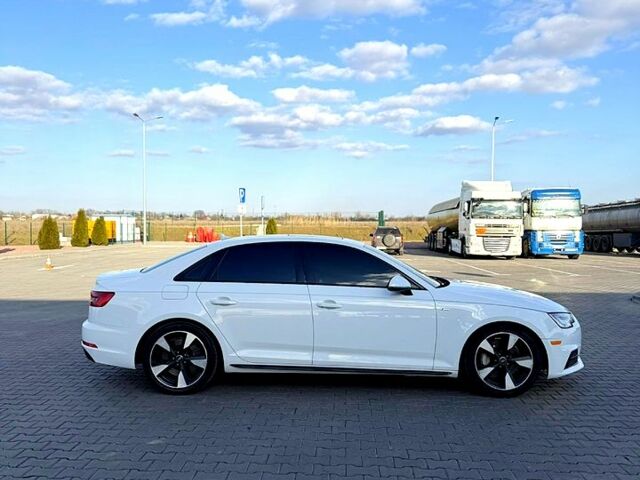 Белый Ауди Кватро, объемом двигателя 2 л и пробегом 211 тыс. км за 18300 $, фото 1 на Automoto.ua