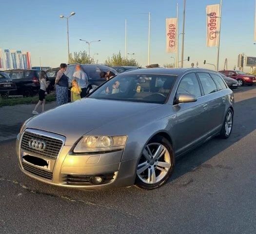 Сірий Ауді Quattro, об'ємом двигуна 2 л та пробігом 267 тис. км за 3207 $, фото 1 на Automoto.ua