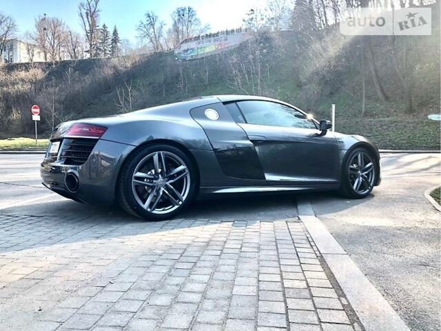 Сірий Ауді R8, об'ємом двигуна 5.2 л та пробігом 7 тис. км за 100000 $, фото 1 на Automoto.ua