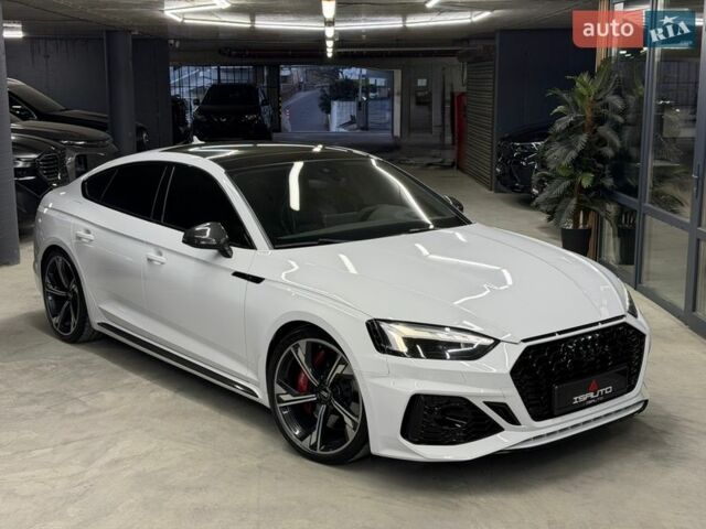 Белый Ауди РС5, объемом двигателя 2.89 л и пробегом 53 тыс. км за 43500 $, фото 1 на Automoto.ua
