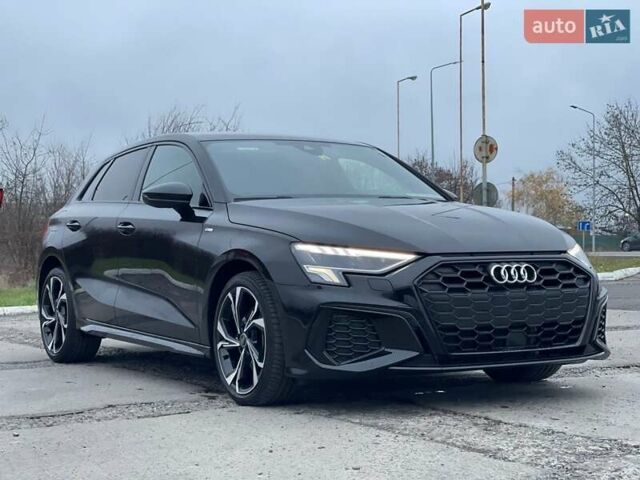 Черный Ауди С3, объемом двигателя 1.5 л и пробегом 29 тыс. км за 27700 $, фото 1 на Automoto.ua