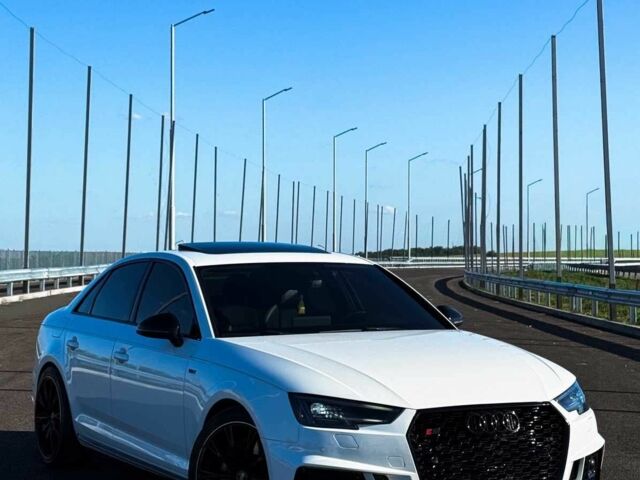 Белый Ауди С4, объемом двигателя 3 л и пробегом 200 тыс. км за 23524 $, фото 1 на Automoto.ua