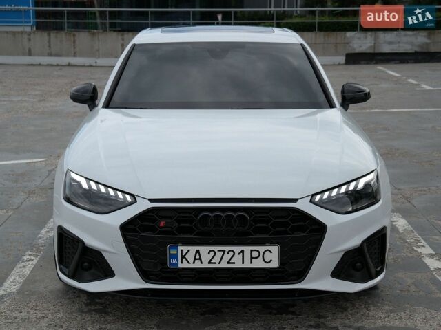 Белый Ауди С4, объемом двигателя 3 л и пробегом 18 тыс. км за 42000 $, фото 1 на Automoto.ua