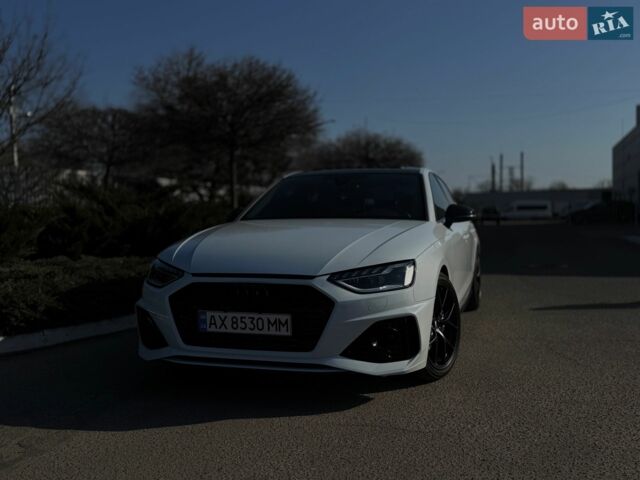 Белый Ауди С4, объемом двигателя 3 л и пробегом 80 тыс. км за 33700 $, фото 1 на Automoto.ua