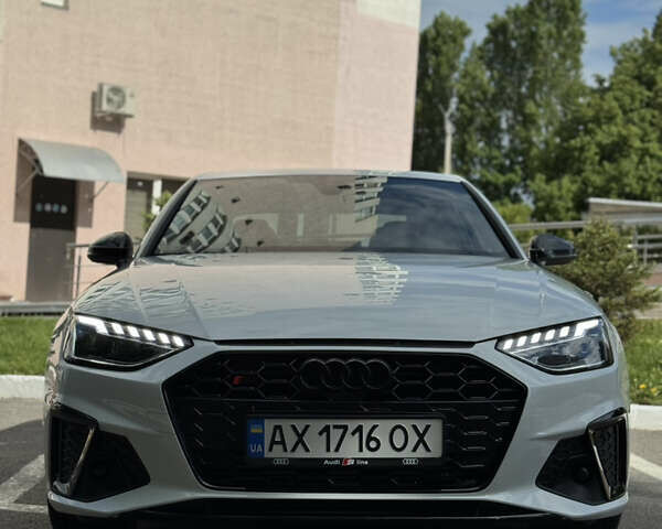 Белый Ауди С4, объемом двигателя 3 л и пробегом 82 тыс. км за 37000 $, фото 1 на Automoto.ua