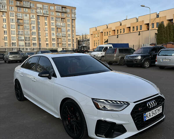 Белый Ауди С4, объемом двигателя 3 л и пробегом 73 тыс. км за 39900 $, фото 1 на Automoto.ua