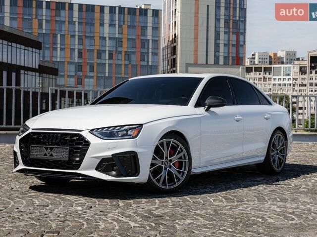 Белый Ауди С4, объемом двигателя 3 л и пробегом 97 тыс. км за 33900 $, фото 1 на Automoto.ua