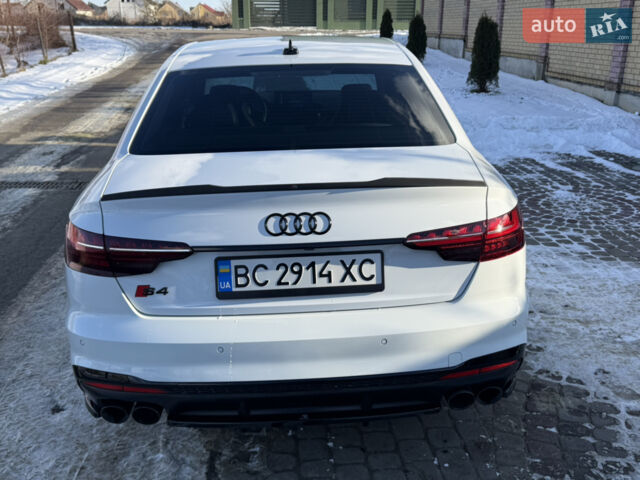 Белый Ауди С4, объемом двигателя 3 л и пробегом 54 тыс. км за 40800 $, фото 1 на Automoto.ua