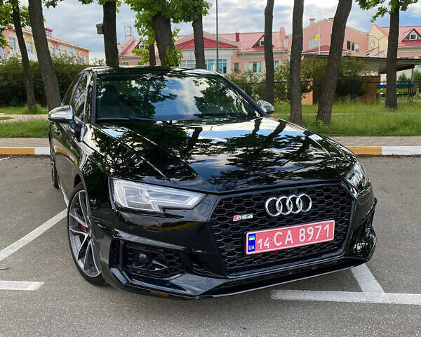 Чорний Ауді С4, об'ємом двигуна 0 л та пробігом 198 тис. км за 21800 $, фото 1 на Automoto.ua