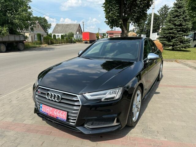 Чорний Ауді С4, об'ємом двигуна 3 л та пробігом 134 тис. км за 24213 $, фото 1 на Automoto.ua