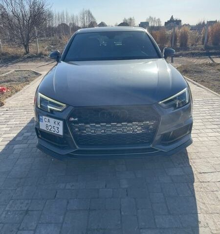 Черный Ауди С4, объемом двигателя 3 л и пробегом 130 тыс. км за 26000 $, фото 1 на Automoto.ua