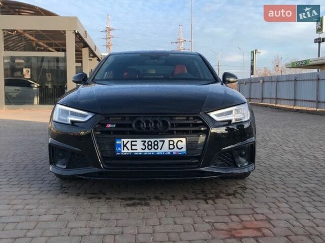 Чорний Ауді С4, об'ємом двигуна 3 л та пробігом 125 тис. км за 24900 $, фото 1 на Automoto.ua