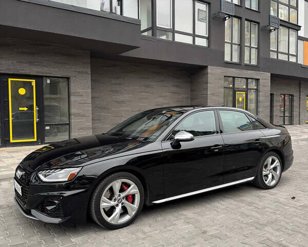 Черный Ауди С4, объемом двигателя 3 л и пробегом 129 тыс. км за 33000 $, фото 1 на Automoto.ua