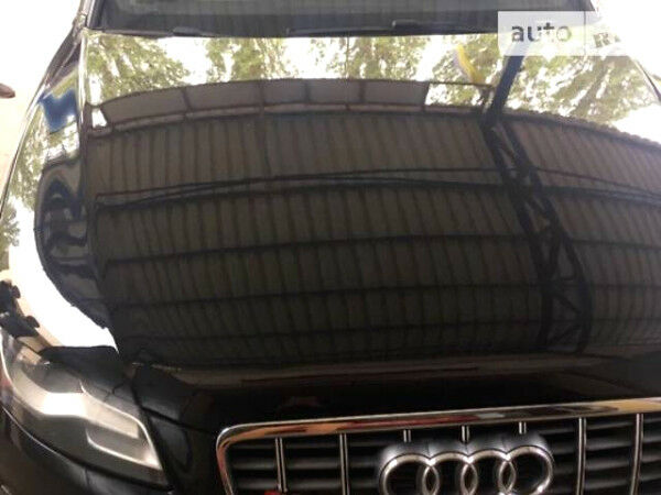 Чорний Ауді S4, об'ємом двигуна 3 л та пробігом 100 тис. км за 25900 $, фото 1 на Automoto.ua