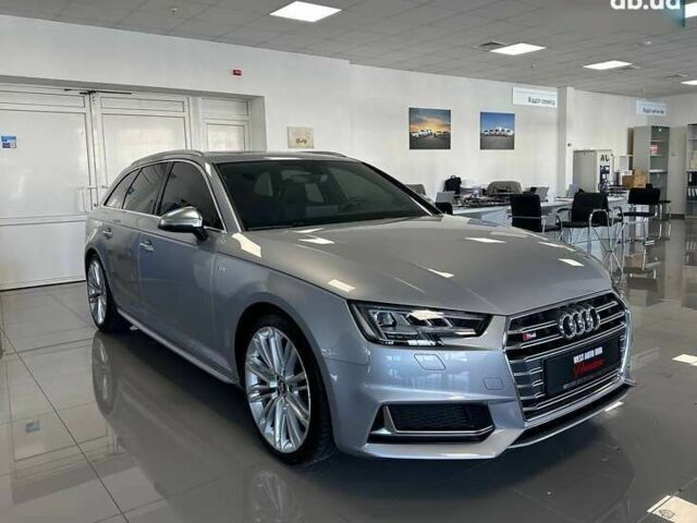 Ауди С4, объемом двигателя 3 л и пробегом 36 тыс. км за 43000 $, фото 1 на Automoto.ua