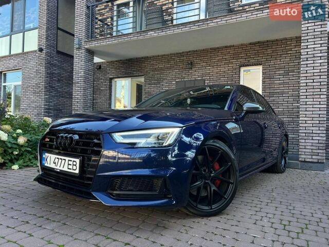 Ауди С4, объемом двигателя 3 л и пробегом 111 тыс. км за 24999 $, фото 1 на Automoto.ua