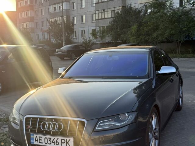 Сірий Ауді С4, об'ємом двигуна 3 л та пробігом 240 тис. км за 12034 $, фото 1 на Automoto.ua