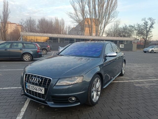Сірий Ауді С4, об'ємом двигуна 3 л та пробігом 241 тис. км за 10300 $, фото 1 на Automoto.ua