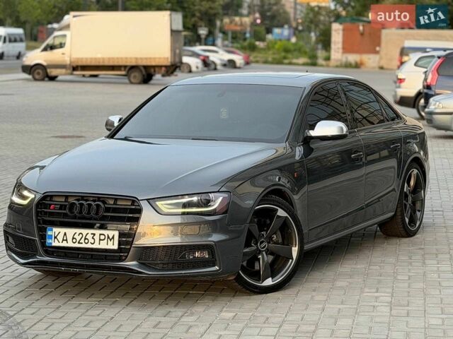 Серый Ауди С4, объемом двигателя 3 л и пробегом 205 тыс. км за 13300 $, фото 1 на Automoto.ua