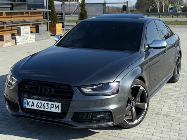 Серый Ауди С4, объемом двигателя 3 л и пробегом 205 тыс. км за 15300 $, фото 1 на Automoto.ua