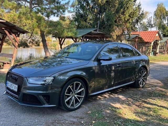 Сірий Ауді С4, об'ємом двигуна 3 л та пробігом 239 тис. км за 13999 $, фото 1 на Automoto.ua