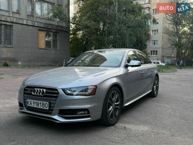 Серый Ауди С4, объемом двигателя 3 л и пробегом 170 тыс. км за 18500 $, фото 1 на Automoto.ua