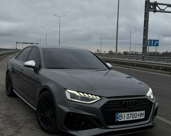 Сірий Ауді С4, об'ємом двигуна 3 л та пробігом 145 тис. км за 27700 $, фото 1 на Automoto.ua