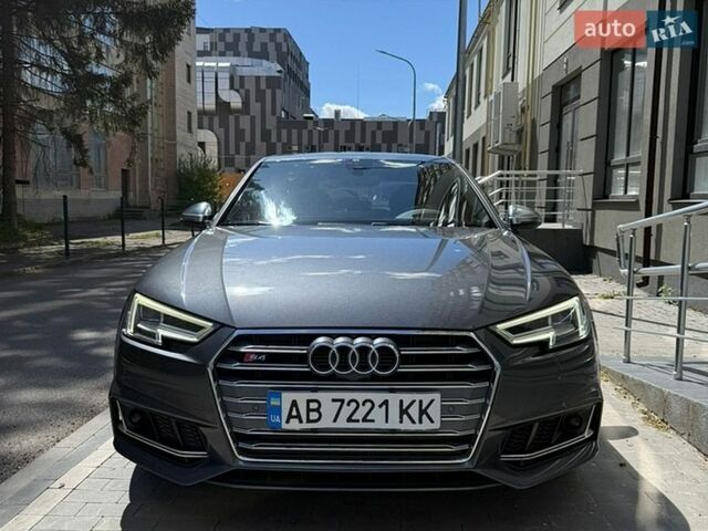 Серый Ауди С4, объемом двигателя 3 л и пробегом 103 тыс. км за 25500 $, фото 1 на Automoto.ua
