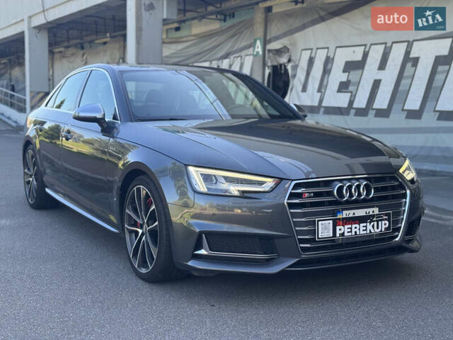 Сірий Ауді С4, об'ємом двигуна 3 л та пробігом 96 тис. км за 35999 $, фото 1 на Automoto.ua