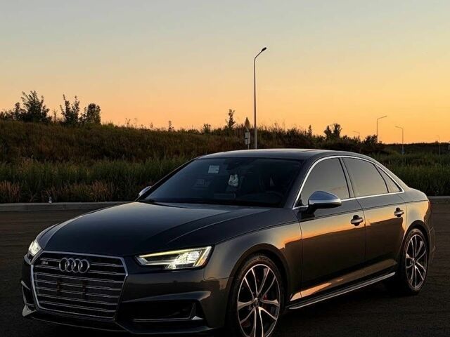 Сірий Ауді С4, об'ємом двигуна 3 л та пробігом 109 тис. км за 23500 $, фото 1 на Automoto.ua