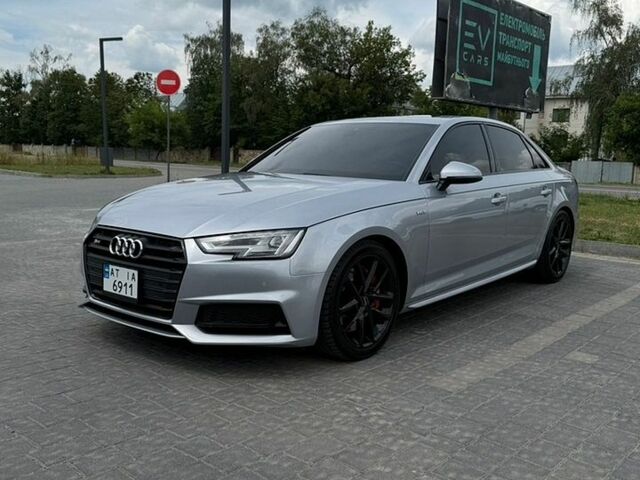Сірий Ауді С4, об'ємом двигуна 3 л та пробігом 92 тис. км за 26500 $, фото 1 на Automoto.ua