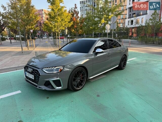 Сірий Ауді С4, об'ємом двигуна 3 л та пробігом 40 тис. км за 42000 $, фото 1 на Automoto.ua