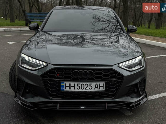 Серый Ауди С4, объемом двигателя 3 л и пробегом 23 тыс. км за 45500 $, фото 1 на Automoto.ua