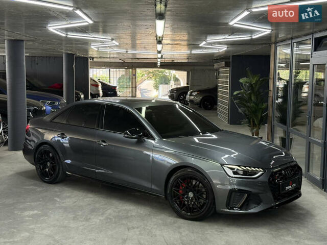 Серый Ауди С4, объемом двигателя 3 л и пробегом 20 тыс. км за 42900 $, фото 1 на Automoto.ua