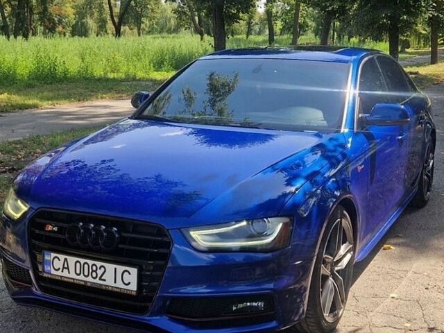 Синий Ауди С4, объемом двигателя 3 л и пробегом 154 тыс. км за 15700 $, фото 1 на Automoto.ua