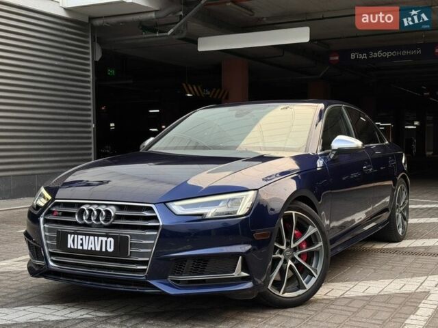 Синий Ауди С4, объемом двигателя 3 л и пробегом 120 тыс. км за 25500 $, фото 1 на Automoto.ua