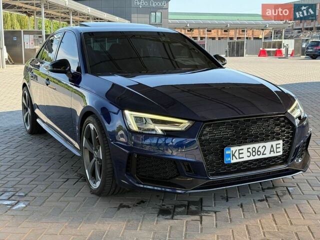 Синий Ауди С4, объемом двигателя 3 л и пробегом 106 тыс. км за 27000 $, фото 1 на Automoto.ua