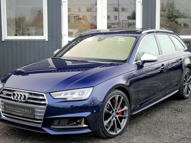 Синий Ауди С4, объемом двигателя 3 л и пробегом 72 тыс. км за 65000 $, фото 1 на Automoto.ua