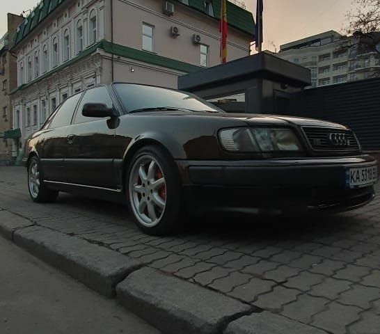 Зеленый Ауди С4, объемом двигателя 2.2 л и пробегом 550 тыс. км за 6000 $, фото 1 на Automoto.ua