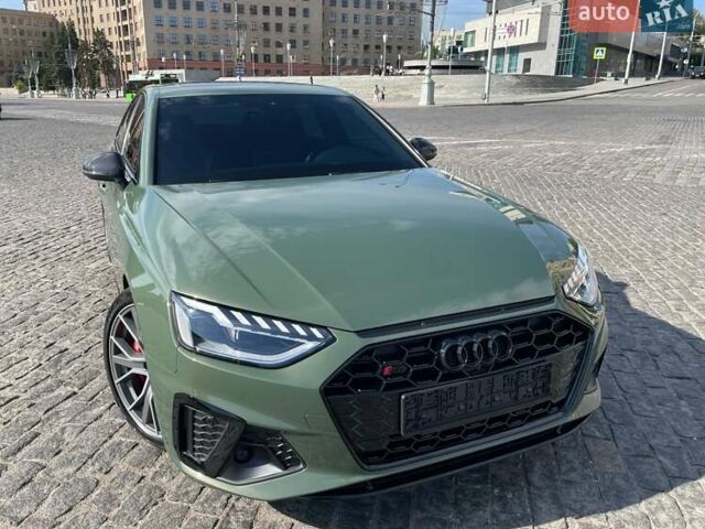 Зеленый Ауди С4, объемом двигателя 3 л и пробегом 24 тыс. км за 46900 $, фото 1 на Automoto.ua