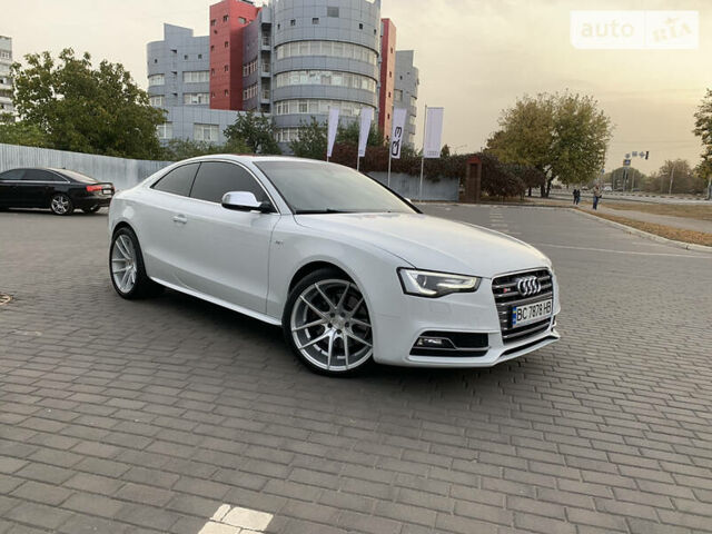 Білий Ауді S5, об'ємом двигуна 3 л та пробігом 127 тис. км за 15999 $, фото 1 на Automoto.ua